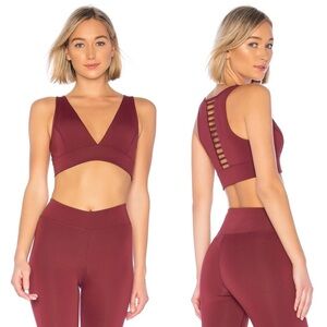 Love Wave Revolve Amy Sports Bra Crop Top Cut Out Bordeaux Burgundy Small